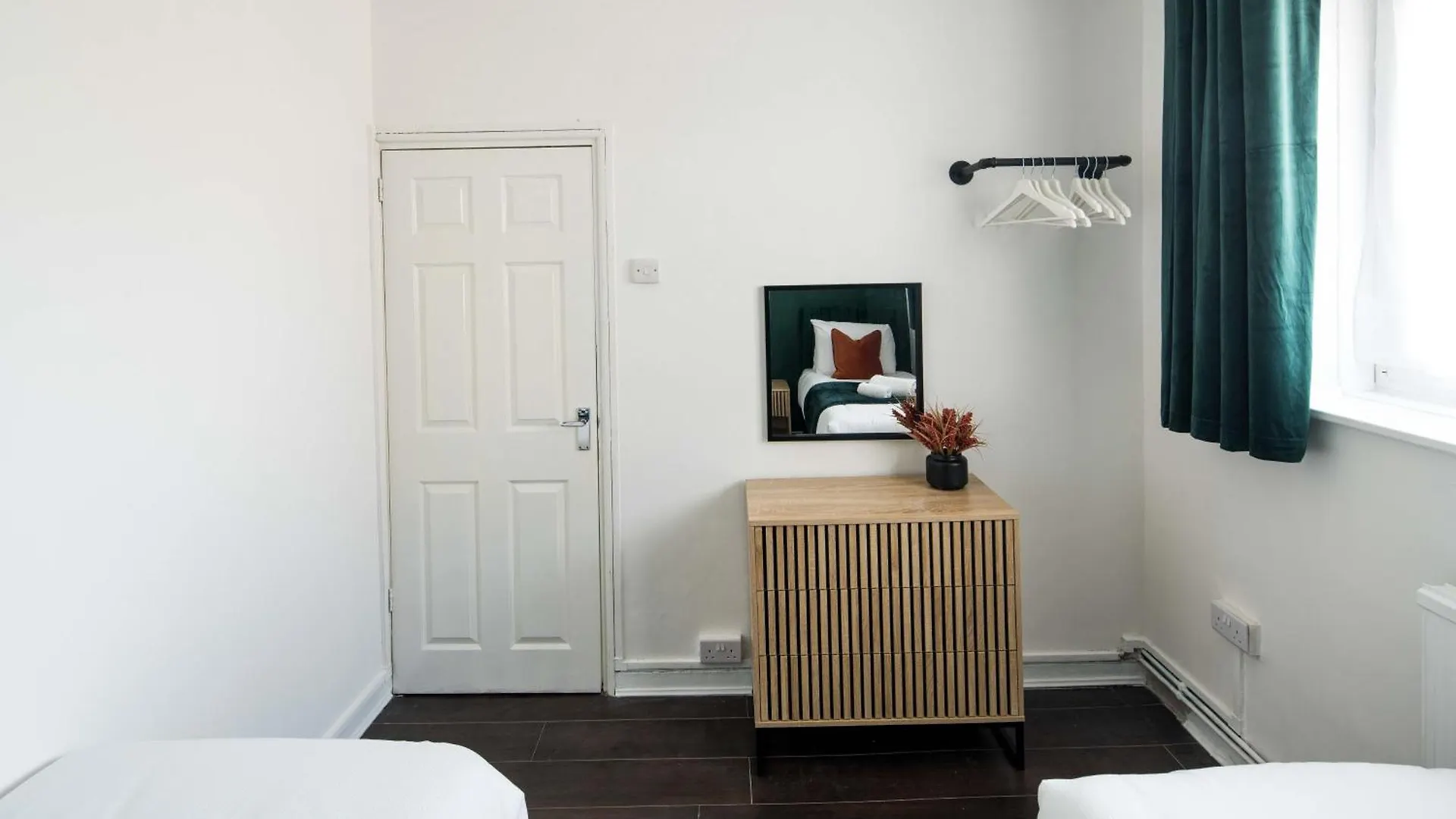 Sunny 2B-1B Flat Nr Borough Market, Central London Apartment